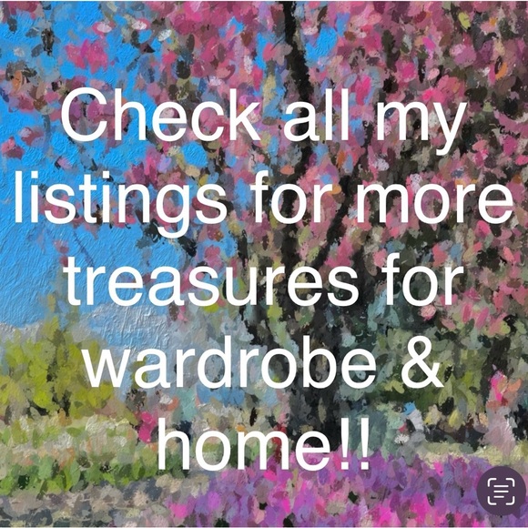 Loft Peasant Blouse in Black White with silver accents threads on tassels - Picture 4 of 4